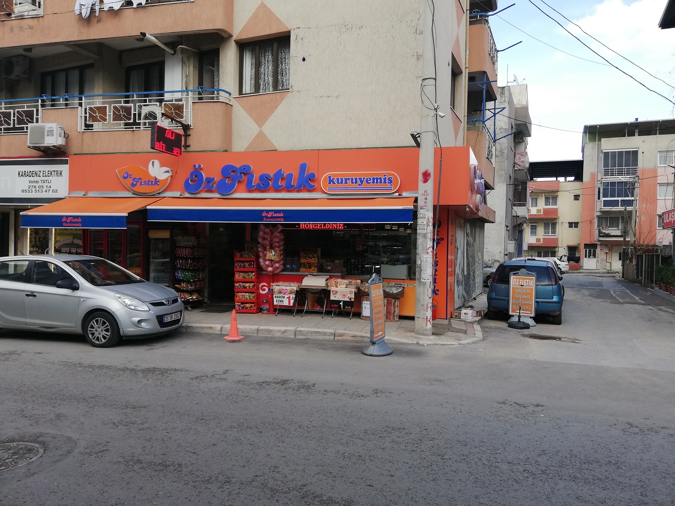 Öz Fıstık Kuruyemiş